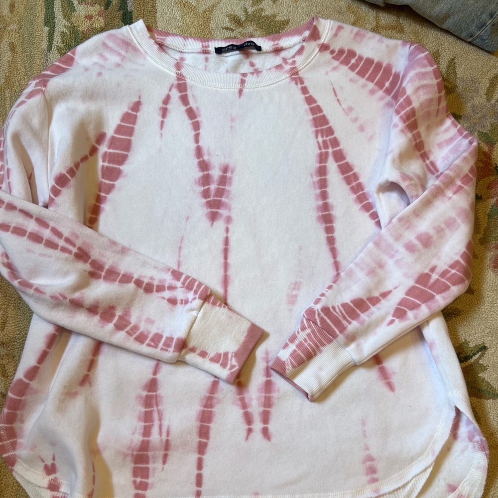 Ocean Drive pink and white tie dye sweater